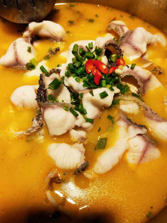 严厨老坛酸菜鱼-"首先说一下位置,在万达,还是很好找的,然.