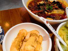 -渝是乎酸菜鱼(龙旗购物中心店)
