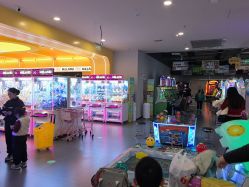 -meland·儿童乐园·游戏厅娃娃机·电玩Xbox(成都合生汇店)