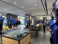 -ARC'TERYX始祖鸟(北京王府中环店)