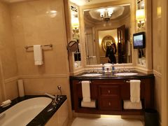 -广州富力丽思卡尔顿酒店