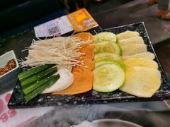 -鹤江桥·红油牛肉粉(SKP店)