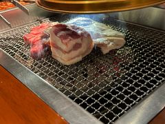 -肉甲韩国木炭烤肉(新壹街1店)