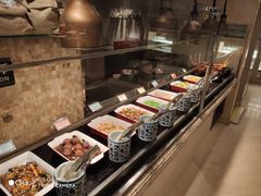 自助取餐区-咖啡苑自助餐厅·中国大饭店