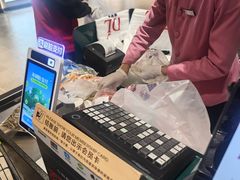-胖东来生活广场(健康路店)