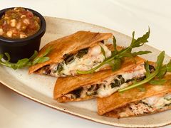 鲜虾脆饼-翠贝卡&Mama Kelly Brunch Coffee(河西店)