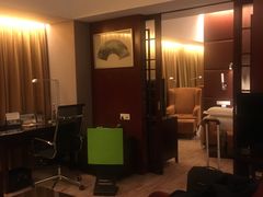 -广州白云机场雅高铂尔曼大酒店