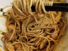 财鱼炒码干挑面-对面面馆