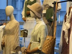 -纪念日百货(江西南昌店)