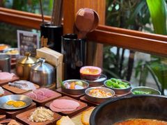 -银米·云南传统过桥米线(双廊黑金冠店)