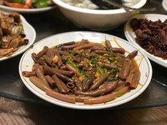 韭菜炒海肠-荣祥海鲜·烟台菜(胜利路二部)