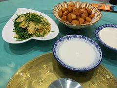 -哈啾嗨·新概念蒙餐(红星新城店)