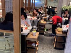-三人行骨头王火锅(长寿店)