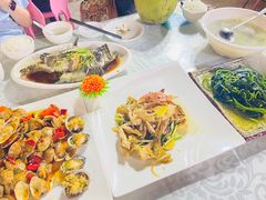 -范饭椰林川湘味海鲜·椰子鸡(三亚湾椰梦长廊店)