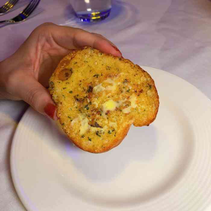 piggy bistro美式牛排西餐厅-"从市区六灌路搬到晋江,从一个小店面到