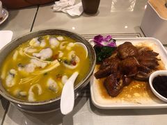 椒汁酸汤肥牛-鹅冠港式茶餐厅(来福士店)