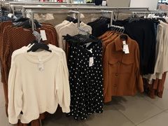 -H&M(鹏欣水游城店)