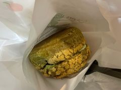 抹茶泡芙-mira甜品屋(财大店)
