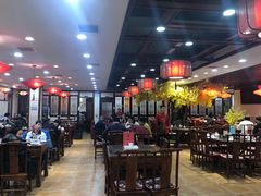 大堂-那家老院子东北菜·饺子·小鸡炖蘑菇(艳华街店)