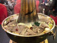 -撒拉人家.酸菜牦牛肉火锅