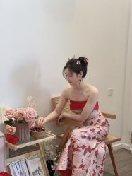-LOVINA洛维娜婚纱礼服
