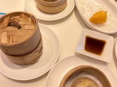 蟹肉灌汤小笼包-利苑酒家(合景国际金融广场店)