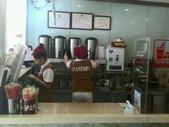 -沪上阿姨鲜果茶(华新大街店)