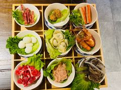 -聚汇三少·龙虾·中餐厅(莫邪路新天地店)
