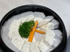 -左庭右院鲜牛肉火锅(浦江欢乐颂店)