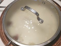 -洪氏嗨捞·猪肚鸡火锅(阳光天地店)