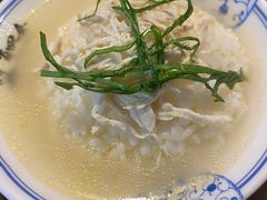 -肖四女乐山跷脚牛肉(南汇大学城生活广场店)