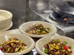 -何永光123鲜牛肉馆(1号店)