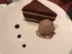 -WOLFGANG PUCK KITCHEN & BAR(迪士尼小镇店)