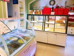 面包甜点陈列柜-左拉主义(长江路店)