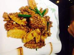闫府私房菜(恒隆广场店)-闫府私房菜·百年鲁菜(恒隆店)