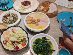-月枫江南小馆(绿地缤纷广场店)