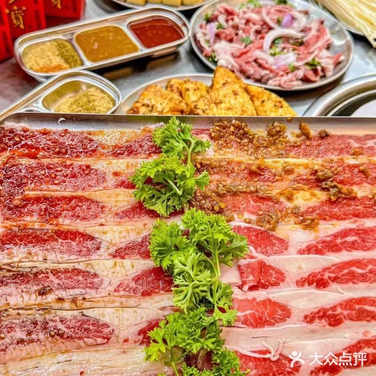 谁懂这一口的含金量，人均不到50r，物价感人