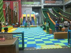 -蒙特利亲子乐园