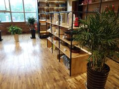 -新华书店(解放中路店)