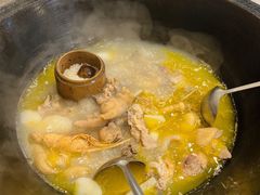 长白山鸡哥哥-朴小妹人参鸡汤火锅(长白山万达店)