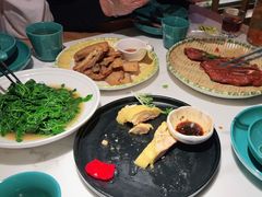 -荷塘秋月·本帮江浙菜(国权路店)