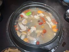-芸鲜季·云南野生菌餐厅· 云南风物味研社(闵行店)