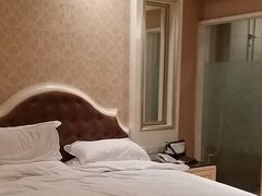 -东莞银色假日酒店