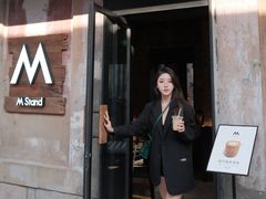 -M Stand(青岛银鱼巷店)