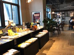 -阅西安新华书店(翠华南路店)