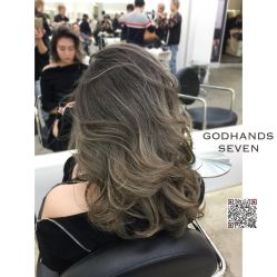 -Godhands美发设计沙龙