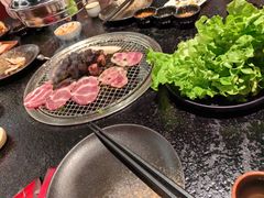 -喵小乙碳火烤肉(大坪协信星光天地店)