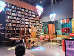 -嗨马乐动室内潮玩运动·团建·轰趴·桌游(南丰汇店)