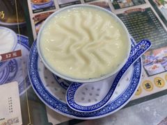 -广信牛奶甜品世家(台东店)