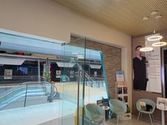 -维乐口腔(美维云门诊陆家嘴店)